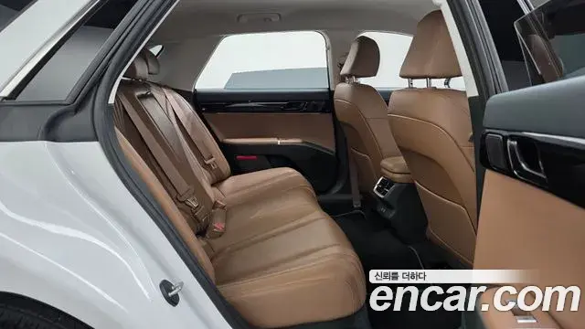 Hyundai Grandeur 2023 — Фото 11/20