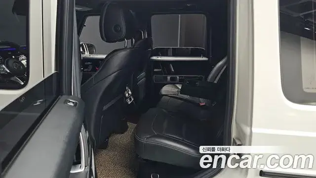 Mercedes-Benz G-Class 2020 — Photo 6/36