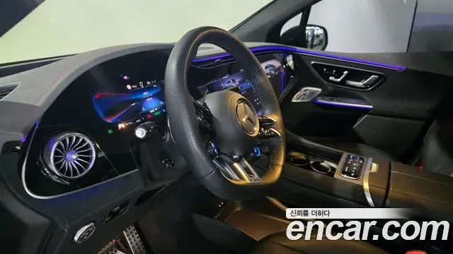 Mercedes-Benz EQE SUV 2024 — Photo 1/20