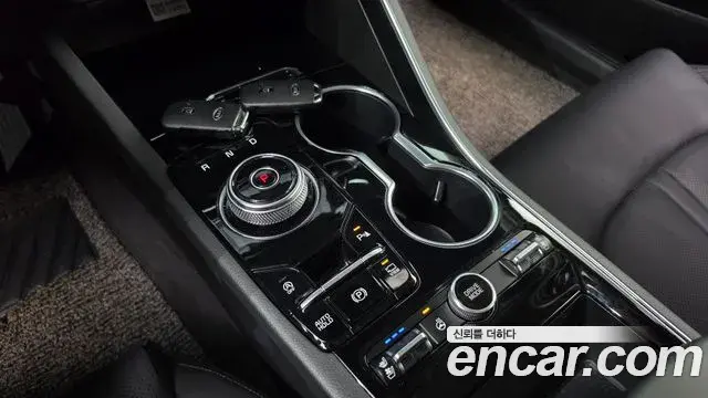 Kia K5 2021 — Photo 9/20
