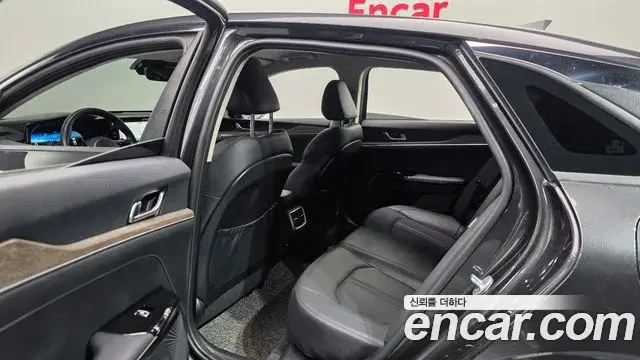 Kia K5 2021 — Photo 11/20