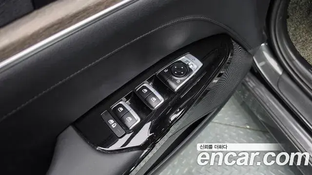 Kia K5 2021 — Photo 19/20