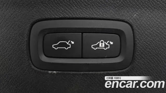 Volvo XC90 2023 — ფოტო 12/30