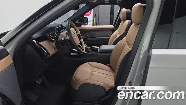 Land Rover Range Rover Sport 2025 — Photo 18/20