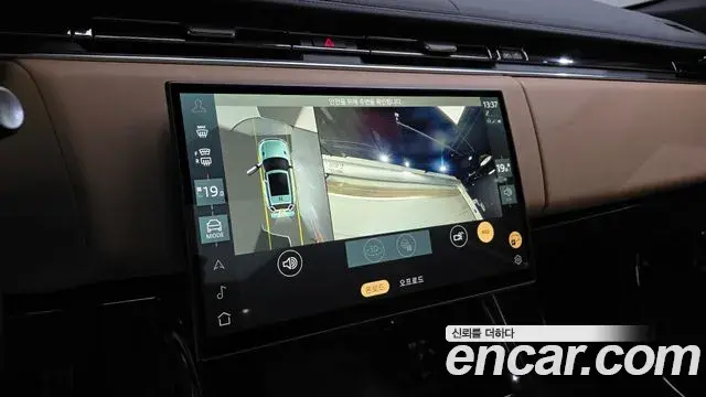 Land Rover Range Rover Sport 2025 — Photo 12/20
