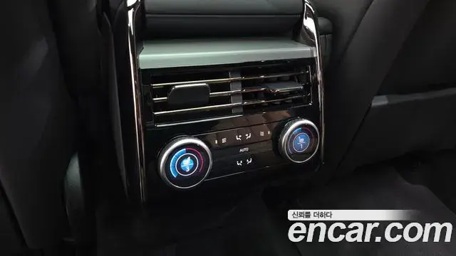 Land Rover Range Rover Sport 2025 — Photo 14/20