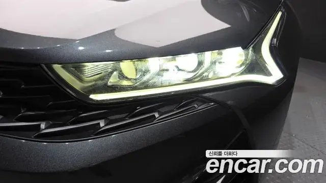 Kia K5 2022 — Photo 32/32