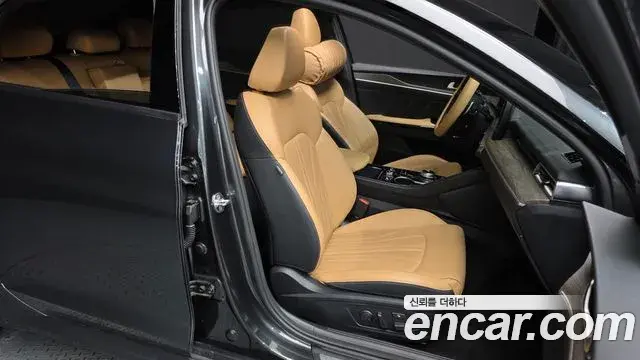 Kia K5 2022 — Photo 27/32