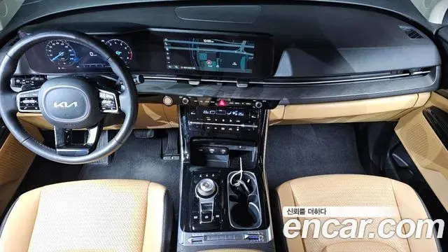 Kia Carnival 2022 — Photo 7/20