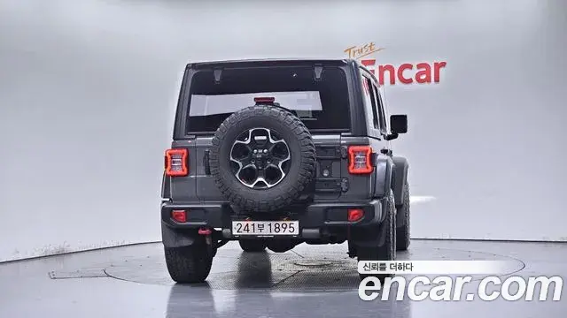 Jeep Wrangler 2020 — Photo 4/20