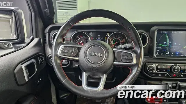 Jeep Wrangler 2020 — Photo 13/20