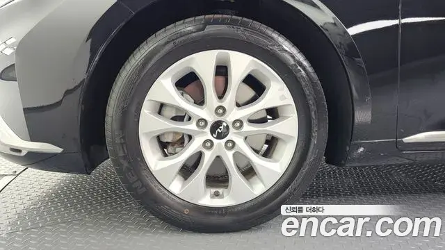 Kia K8 2022 — Photo 5/20