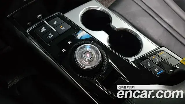 Kia K8 2022 — Photo 9/20