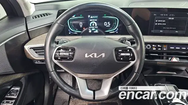 Kia K8 2022 — Photo 15/20