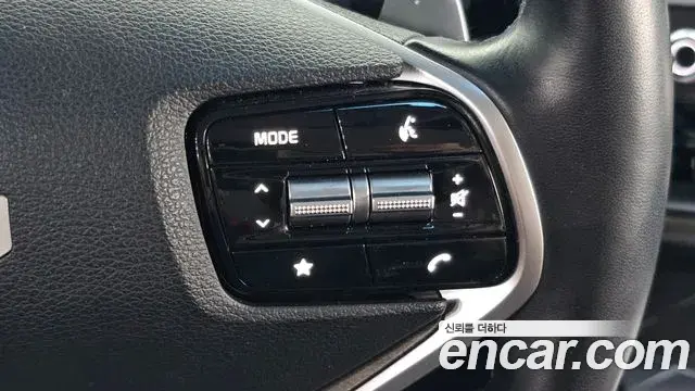 Kia K8 2022 — Photo 17/20