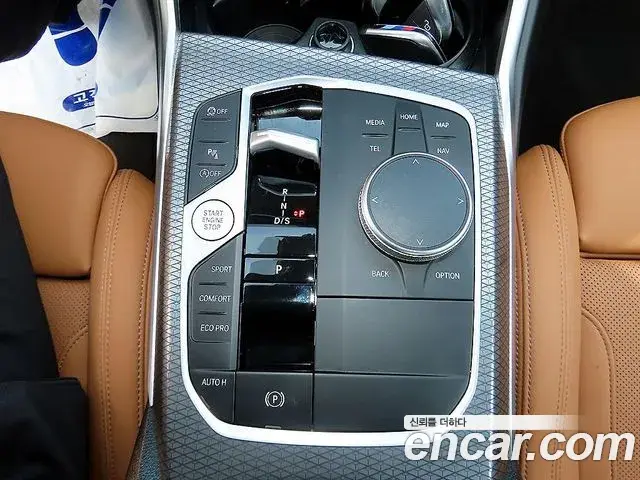 BMW 3 Series 2025 — Photo 7/20