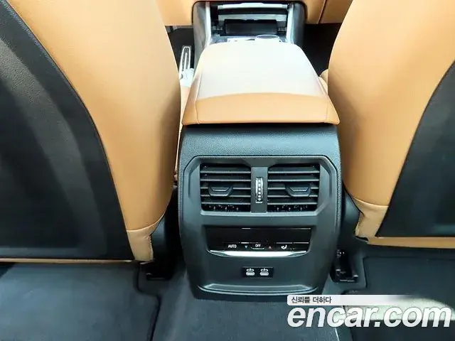 BMW 3 Series 2025 — Photo 16/20