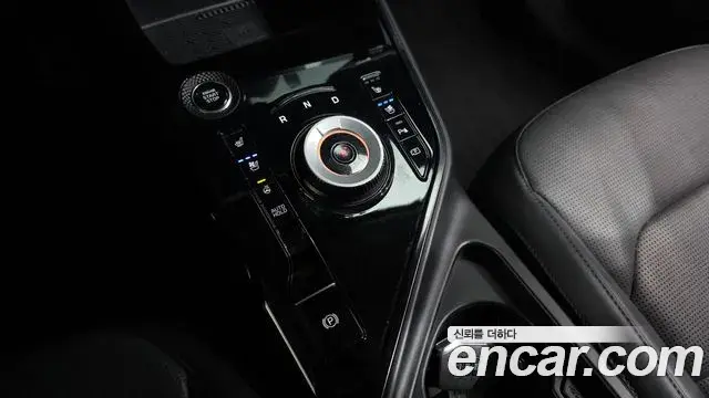 Kia Niro 2024 — Фото 9/20