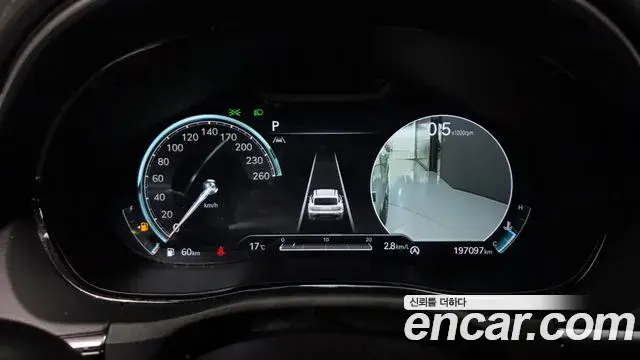 Genesis GV70 2021 — Photo 8/20