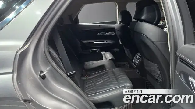 Genesis GV70 2021 — Photo 12/20