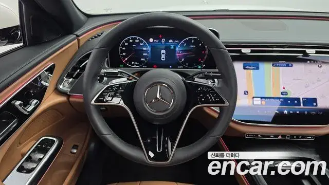 Mercedes-Benz E-Class 2026 — Фото 13/20