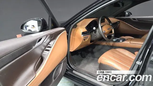 Genesis Electrified G80 2020 — Photo 11/20