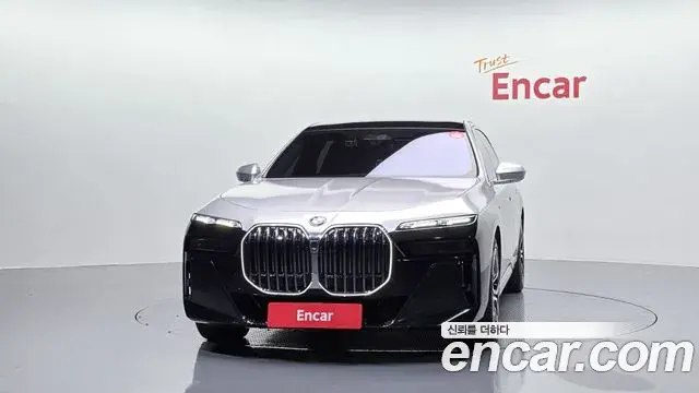 BMW 7 Series 2023 — Şəkil 3/20