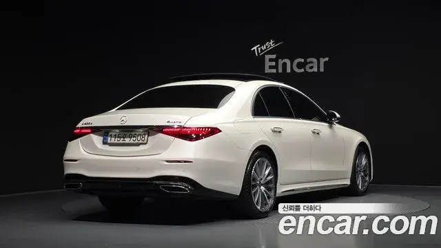 Mercedes-Benz S-Class 2023 — Фото 2/20