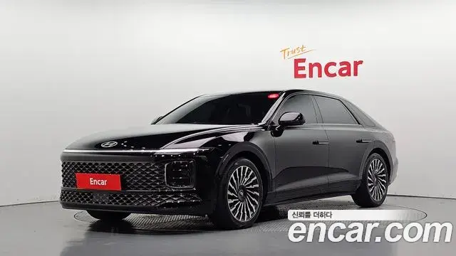 Hyundai Grandeur 2023 — Фото 1/20