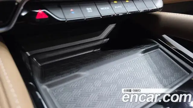 Renault Samsung Grand Koleos 2025 — Photo 35/37