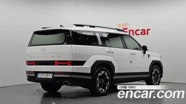 Hyundai Santa Fe 2025 — Photo 2/20