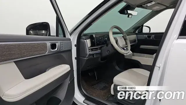 Hyundai Santa Fe 2025 — Photo 10/20