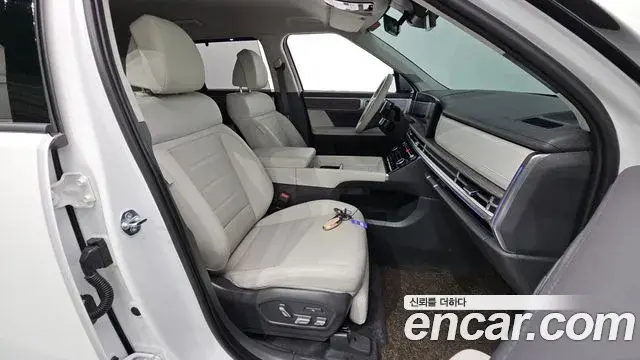 Hyundai Santa Fe 2025 — Photo 12/20