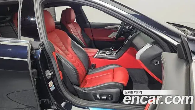 BMW 8 Series 2021 — Şəkil 12/20