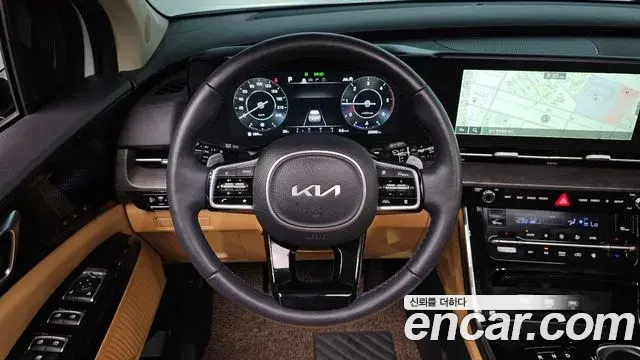 Kia Carnival 2023 — Фото 12/20