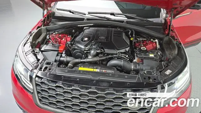 Land Rover Range Rover Velar 2018 — Photo 6/20