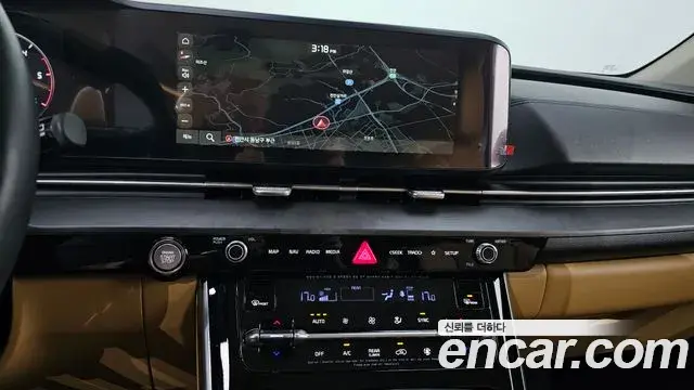 Kia Carnival 2021 — Photo 13/20