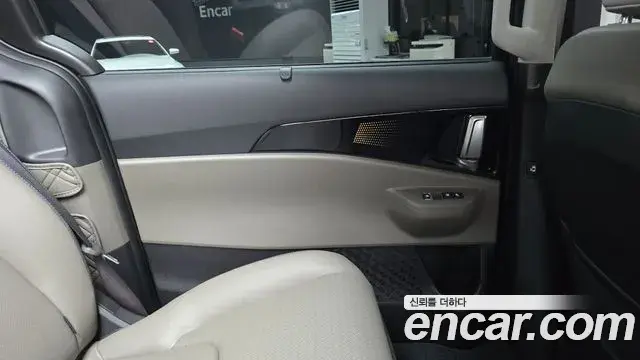 Kia Carnival 2026 — Photo 25/33