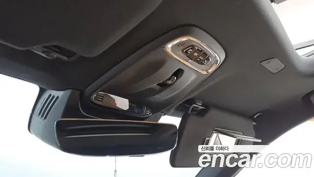 Volvo XC90 2020 — Photo 19/20
