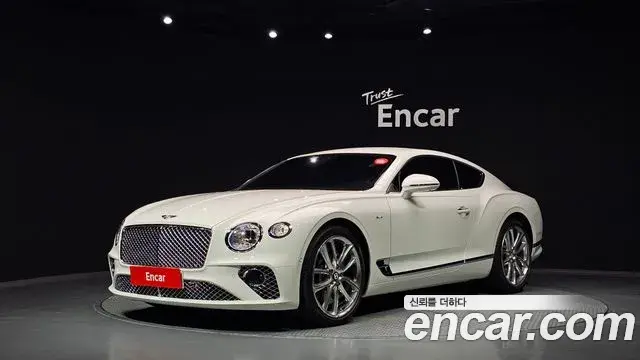 Bentley Continental GT 2023 — Şəkil 32/37