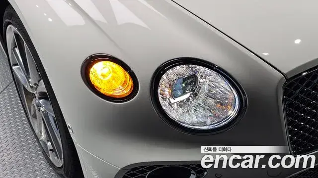 Bentley Continental GT 2023 — Şəkil 2/37