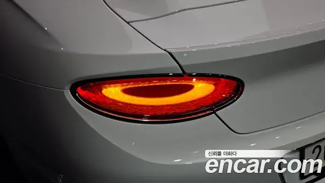 Bentley Continental GT 2023 — Şəkil 35/37