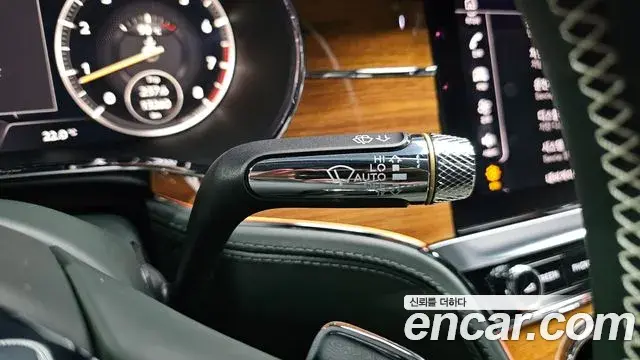 Bentley Continental GT 2023 — Şəkil 24/37