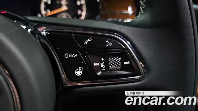 Bentley Continental GT 2023 — Şəkil 36/37