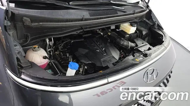 Hyundai Staria 2022 — Photo 6/20