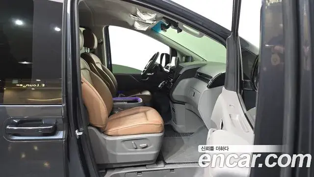 Hyundai Staria 2022 — Photo 11/20