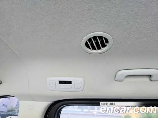 Hyundai Staria 2023 — Photo 13/20
