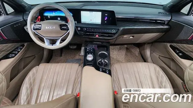 Kia K8 2021 — Photo 7/20