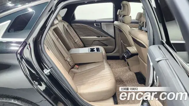 Kia K8 2021 — Photo 11/20