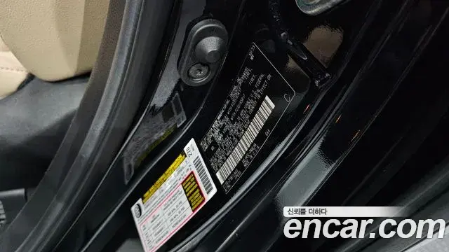 Toyota Sienna 2024 — ფოტო 10/37